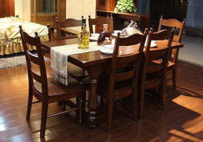 山東實(shí)木餐桌你就該這樣去選擇